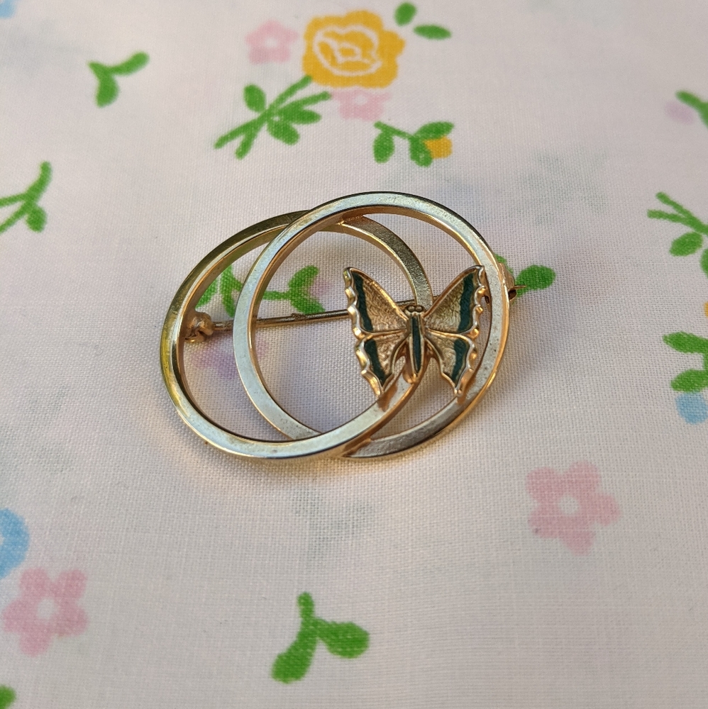 VTG Gold Butterfly Brooch